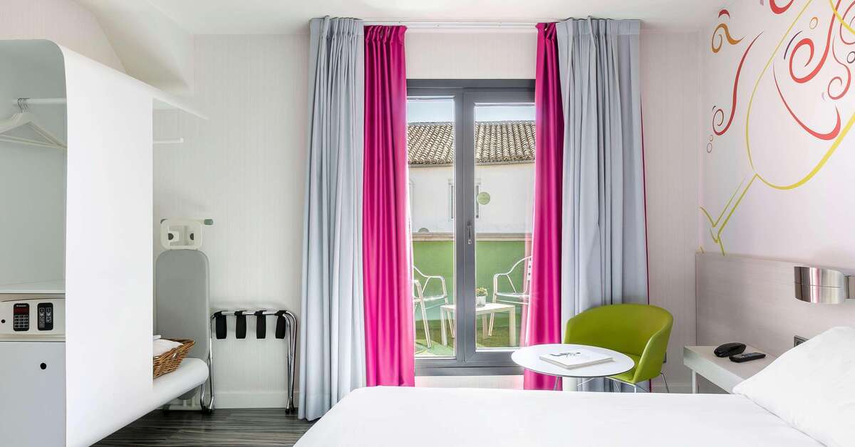 Een foto van Ibis Styles Madrid Prado