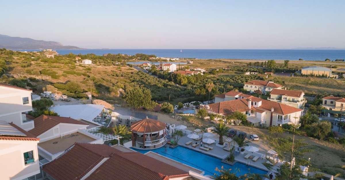 Een foto van het zwembad bij Samos Sun Hotel