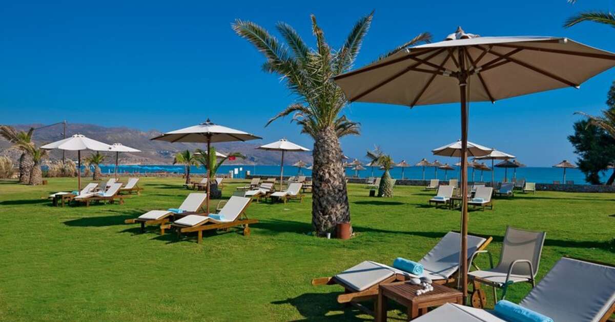Een foto van het terras bij Giannoulis Cavo Spada Luxury Sports & Leisure Resort & Spa