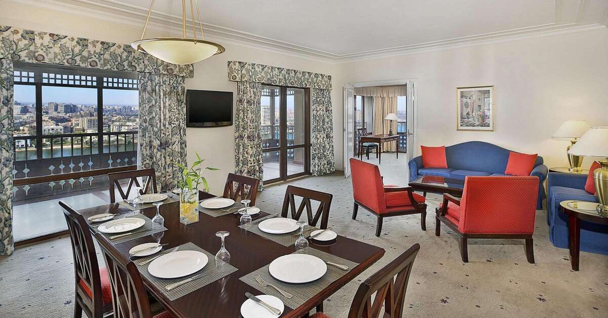 Ein Foto Hilton Cairo World Trade Center Residences