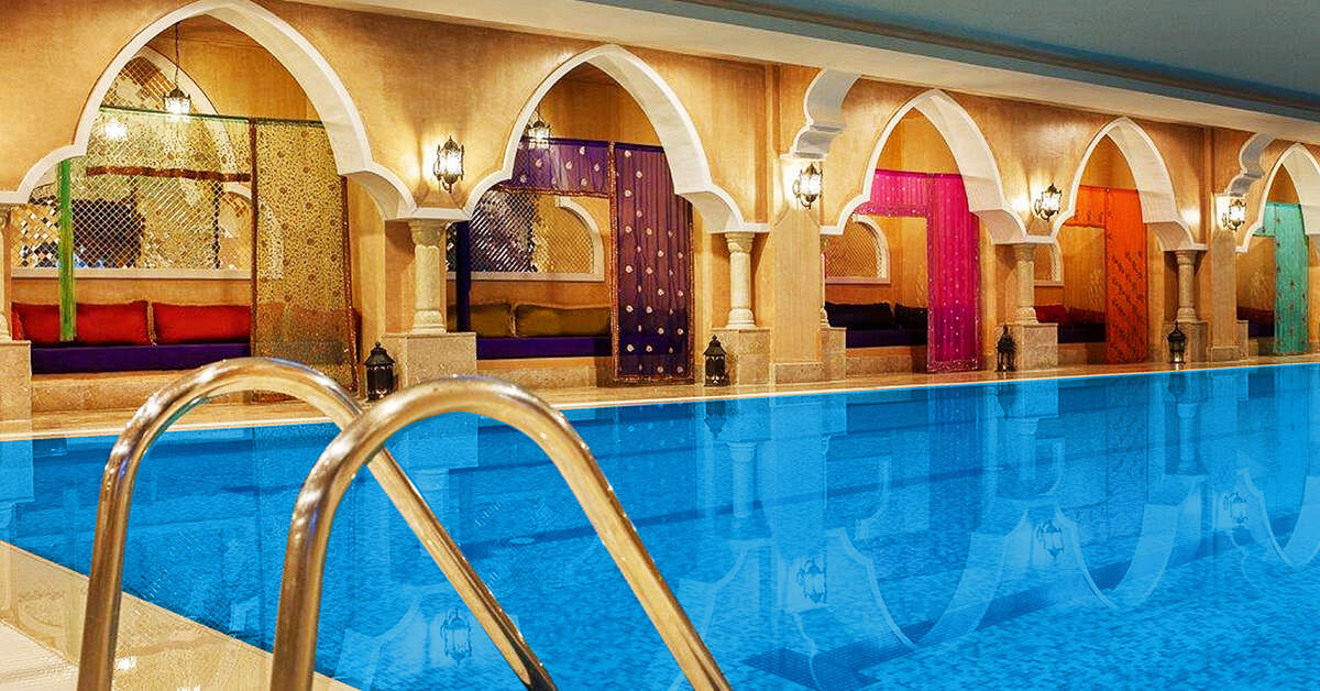 Een foto van het zwembad bij Spice Hotel & Spa