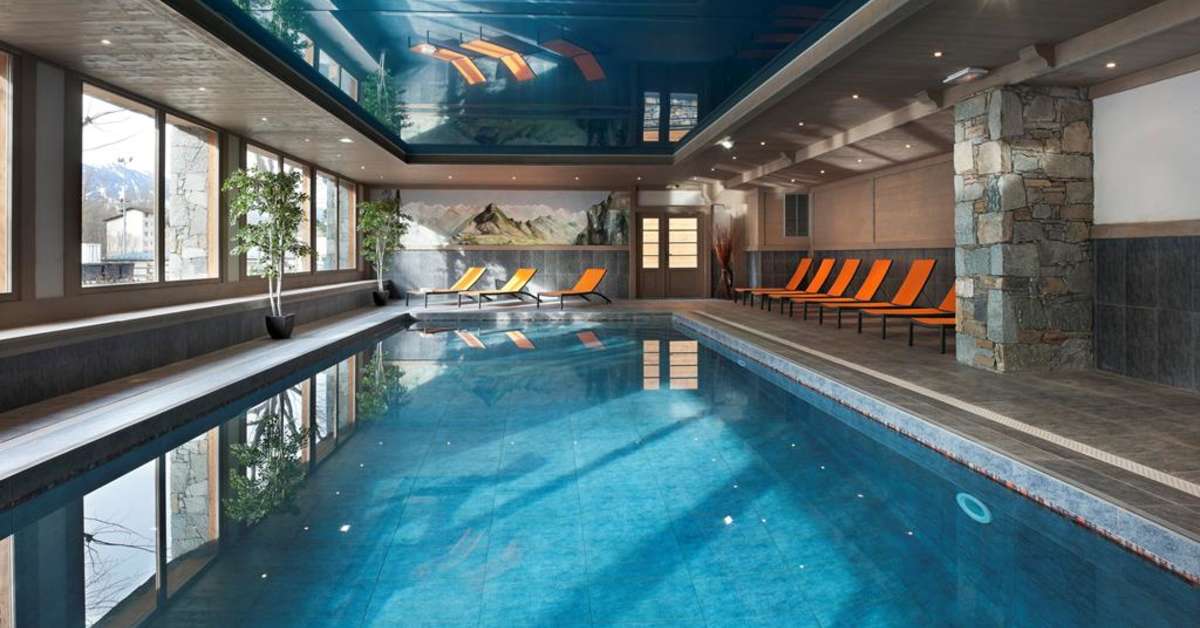 Een foto van het zwembad bij Residence le Coeur d'Or