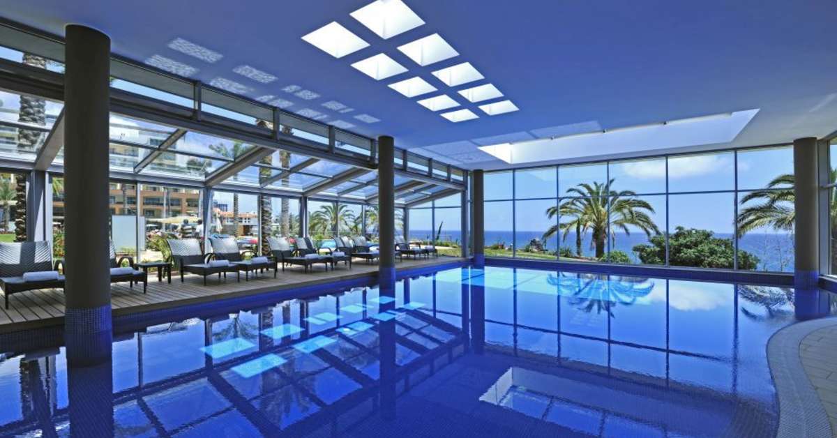 Ein Foto vom Pool im Pestana Promenade