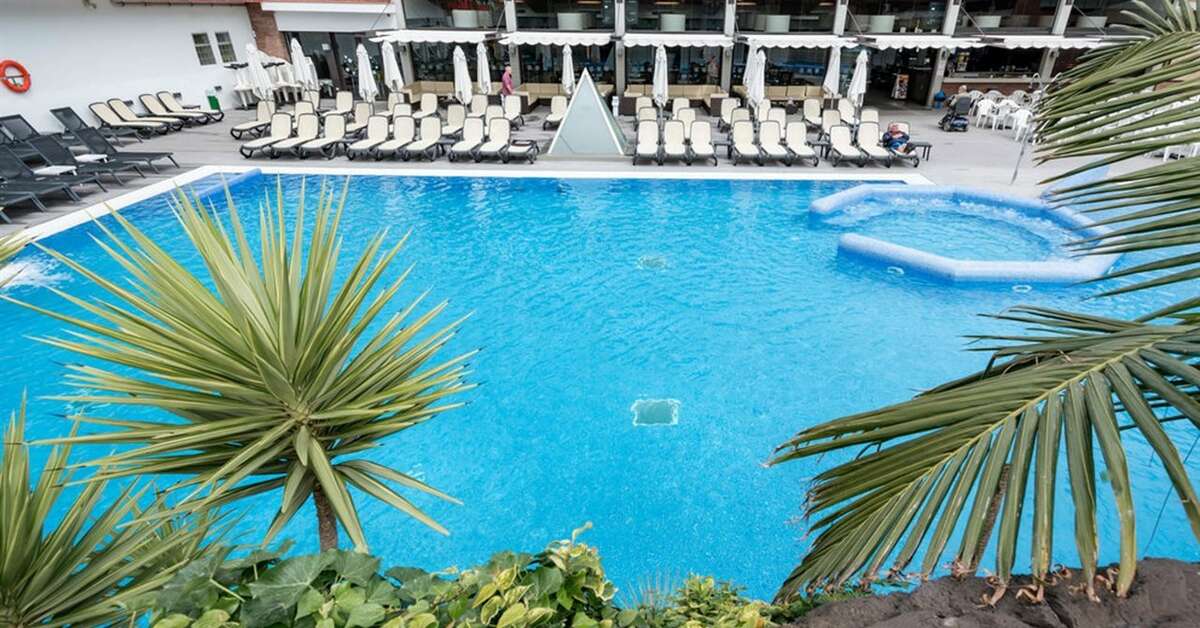 Een foto van het zwembad bij Hotel Papi