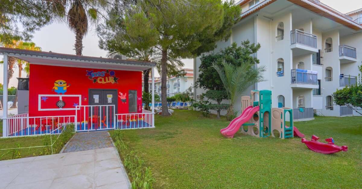 Ein Foto Sural Garden