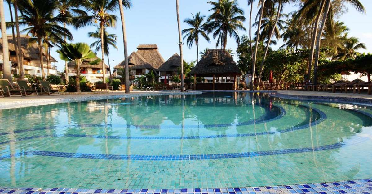 Een foto van het zwembad bij Paradise Beach Resort Zanzibar
