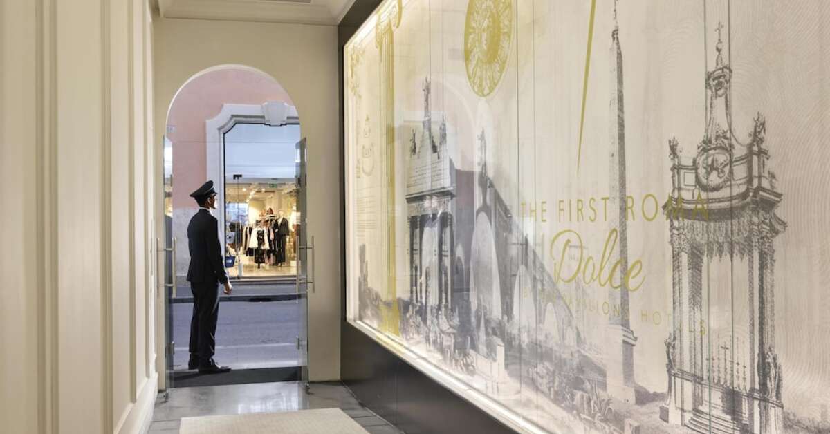 Een foto van The First Roma Dolce