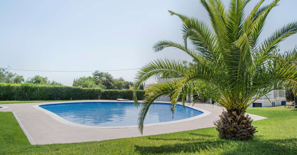 Een foto van het zwembad bij Carvoeiro Garden Hotel