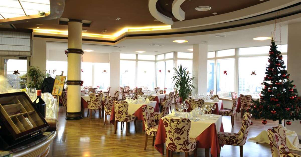 Een foto van Sky Hotel Tirana