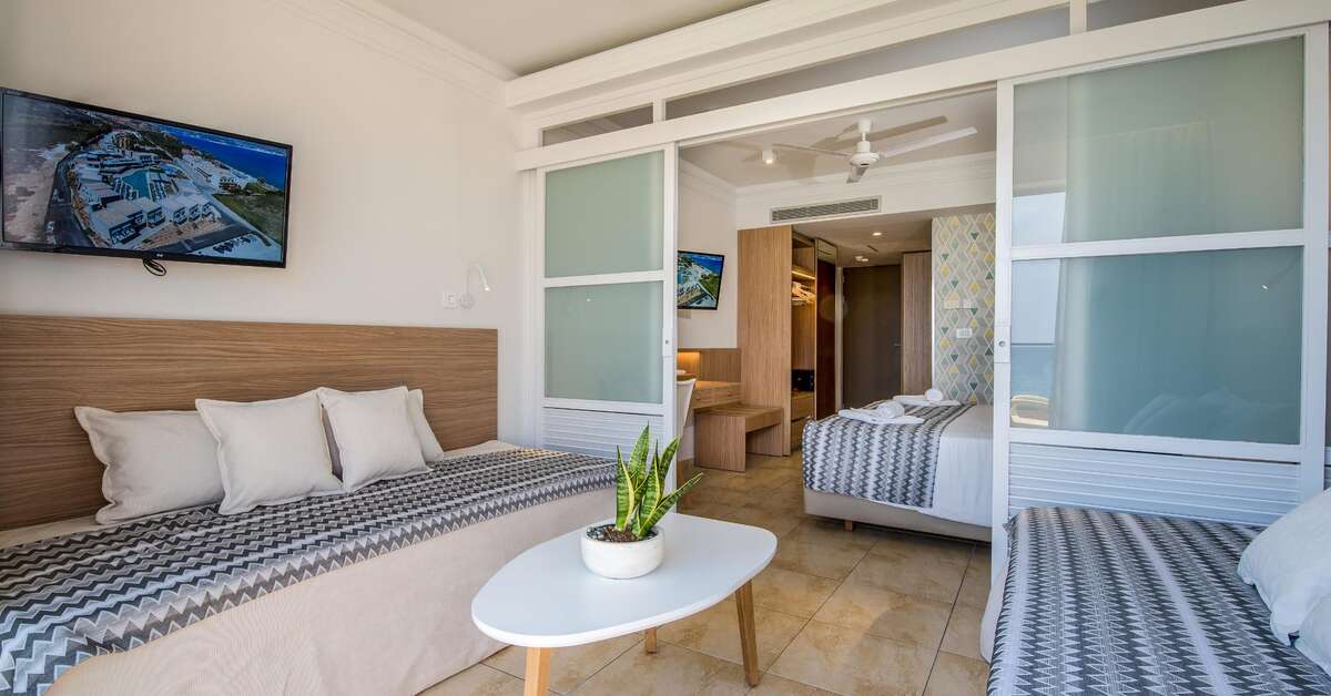 Ein Foto Kiani Beach Resort