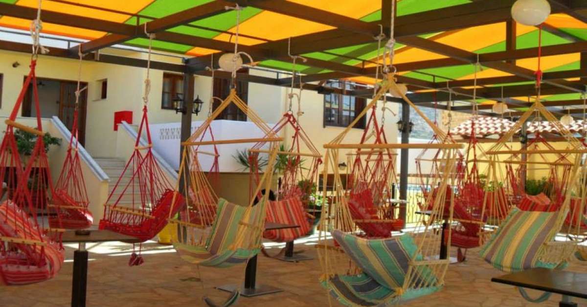 Ein Foto von der Terrasse im Irini Studios