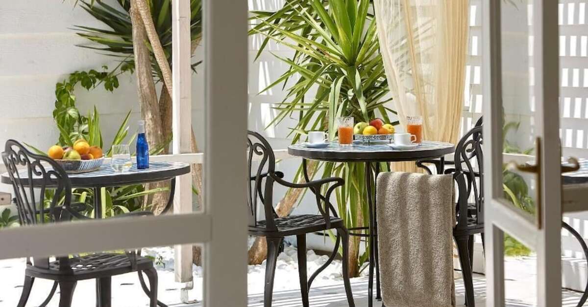 Een foto van het terras bij Vasia Boulevard Boutique