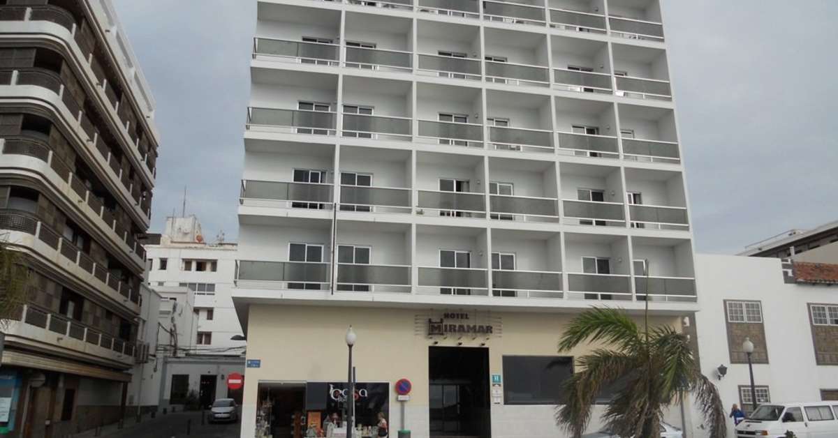 Een foto van een overzicht van Hotel Miramar Arrecife