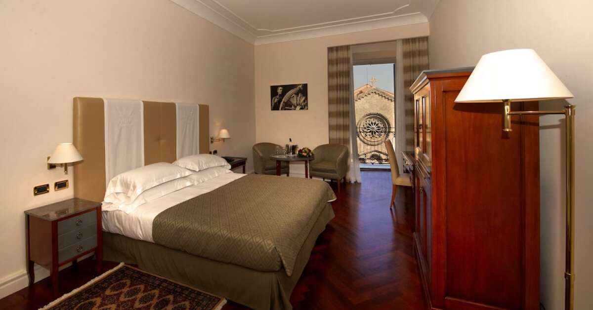 Ein Foto Grand Hotel Piazza Borsa