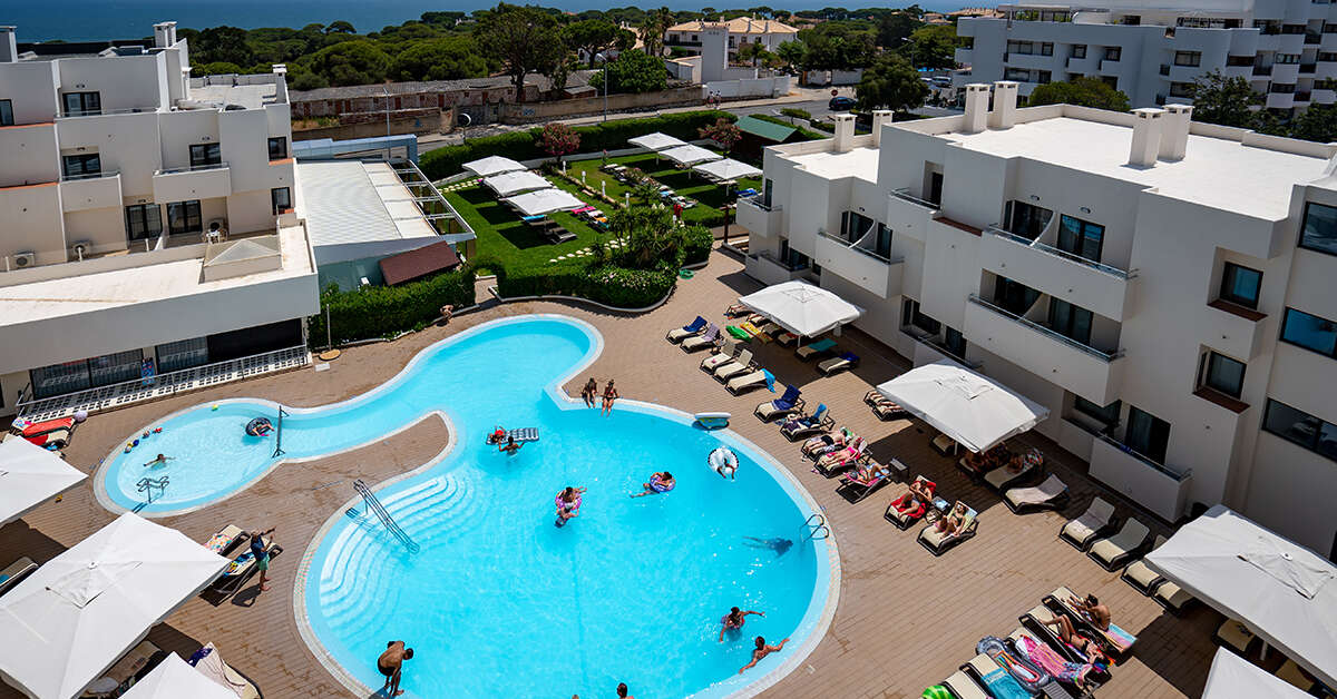 Een foto van het zwembad bij Santa Eulalia Hotel & Spa