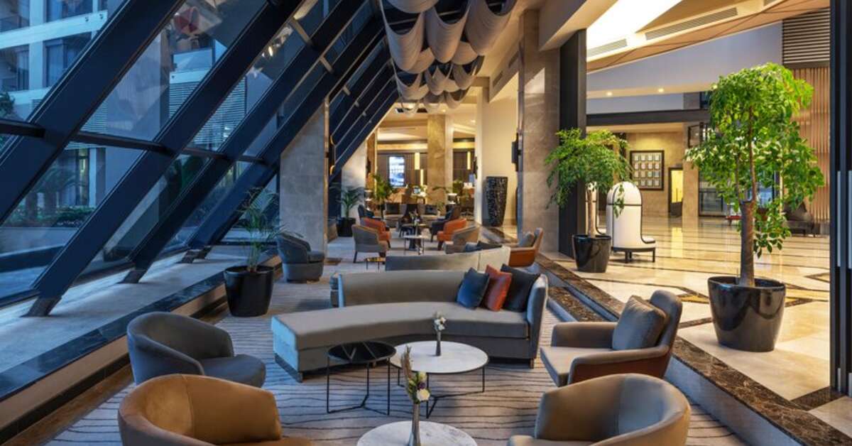 Een foto van het interieur van Susesi Luxury Resort