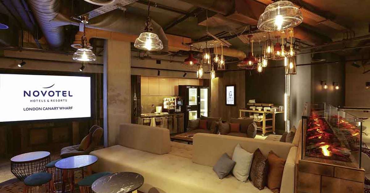 Een foto van het interieur van Novotel London Canary Wharf