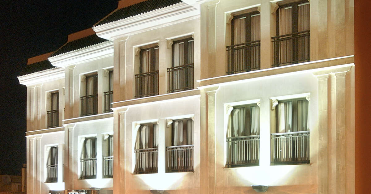 Een foto van de buitenkant van Hotel Fenix Torremolinos