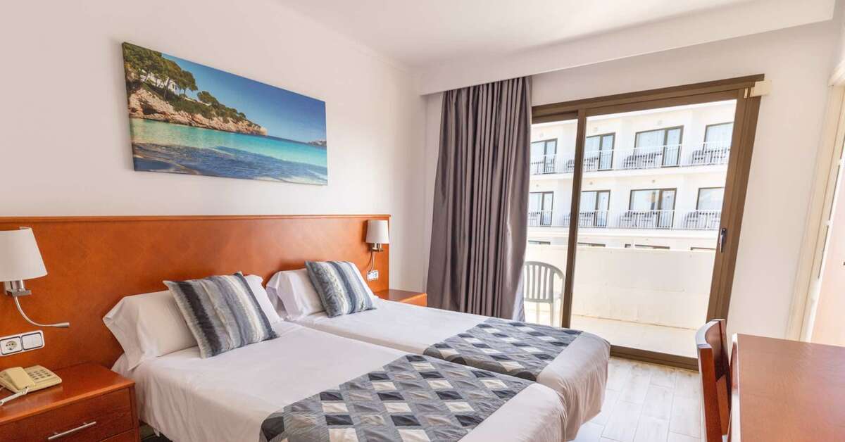 Een foto van R2 Veronica Beach Hotel