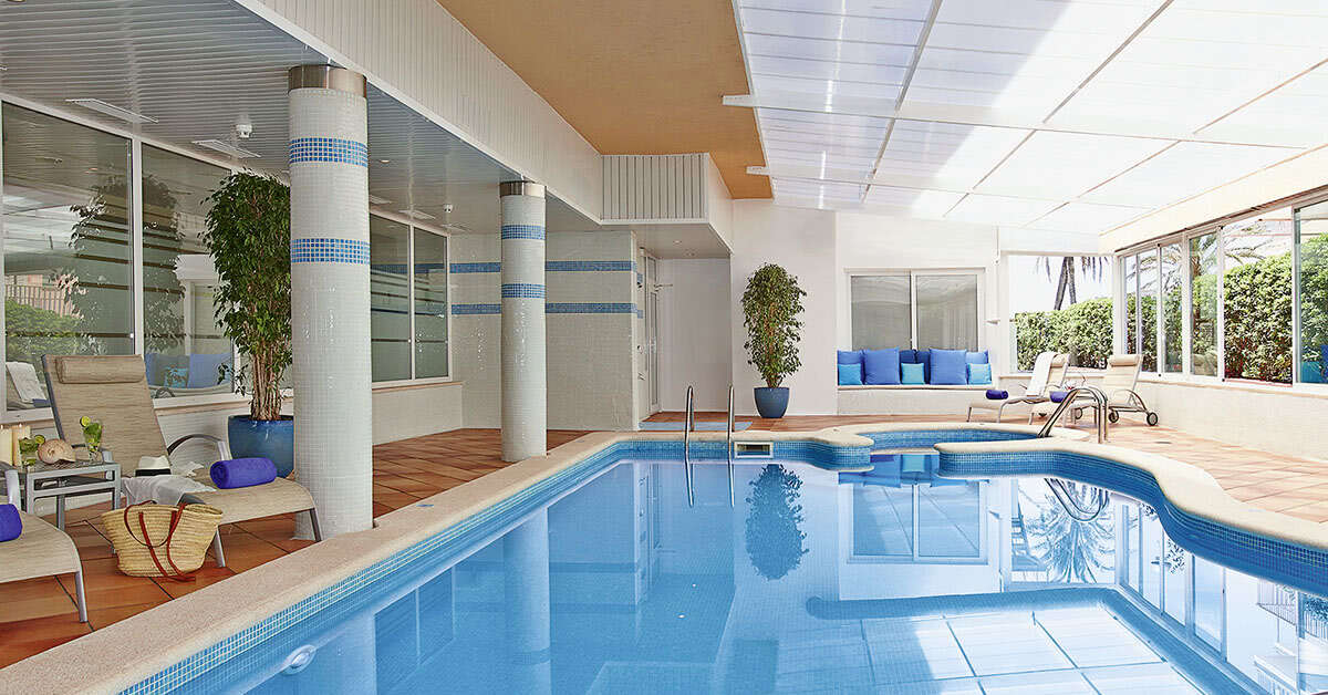 Een foto van het zwembad bij Hotel Neptuno