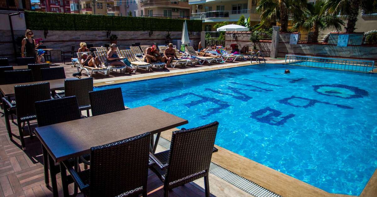 Ein Foto vom Pool im Oba Time Hotel