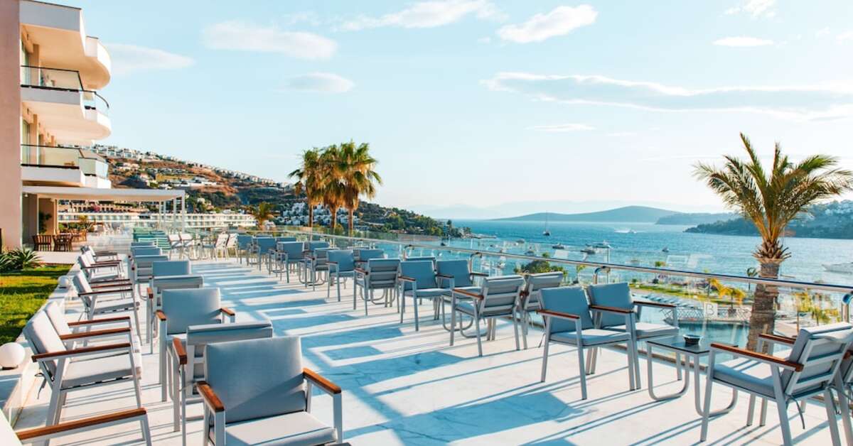 Een foto van het terras bij Hotel Baia Bodrum
