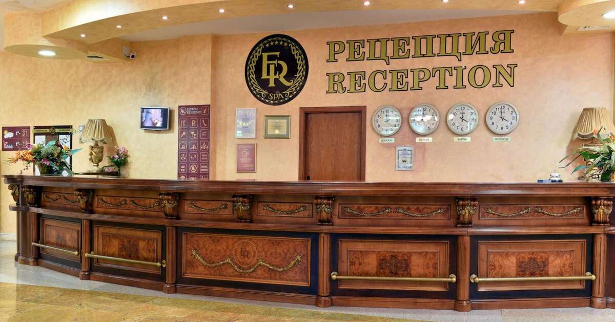 Een foto van Estreya Palace & Residence