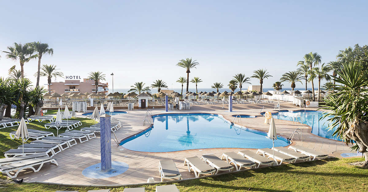 Een foto van het zwembad bij Hotel Best Siroco