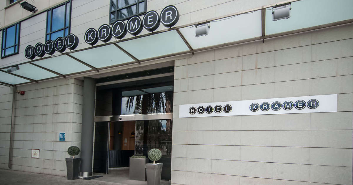 Een foto van de buitenkant van Hotel Kramer