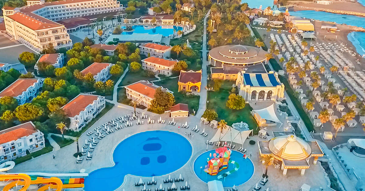 Een foto van het zwembad bij Selectum Noa Belek