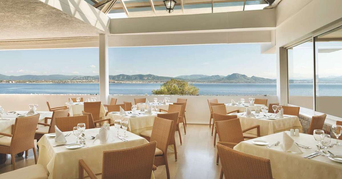 Een foto van de faciliteiten bij Ramada by Wyndham Loutraki Poseidon Resort