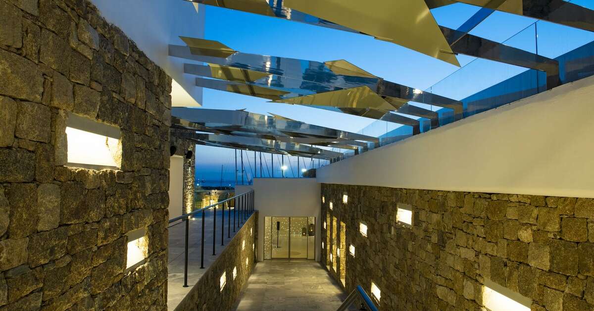 Een foto van het interieur van Mykonos Riviera Hotel & Spa