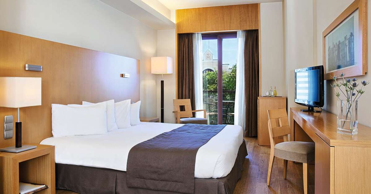 Een foto van een overzicht van Zeus Thessaloniki Lazart