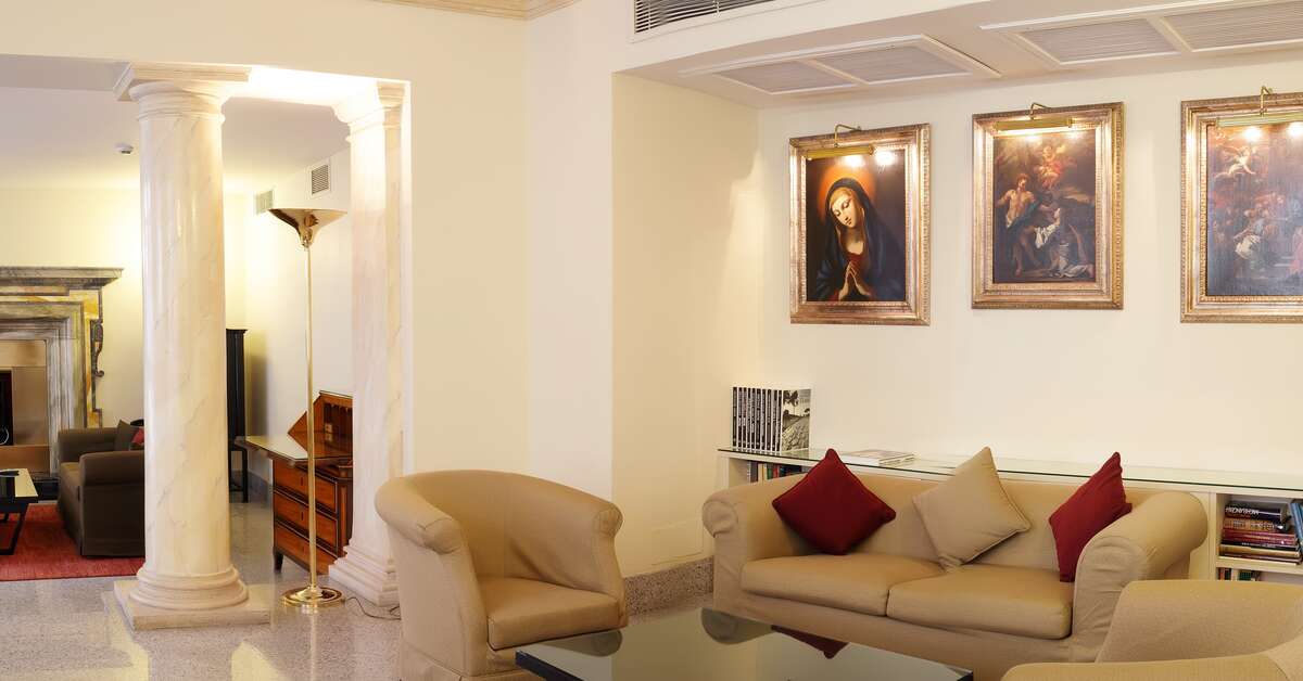 Een foto van het interieur van Albergo Santa Chiara