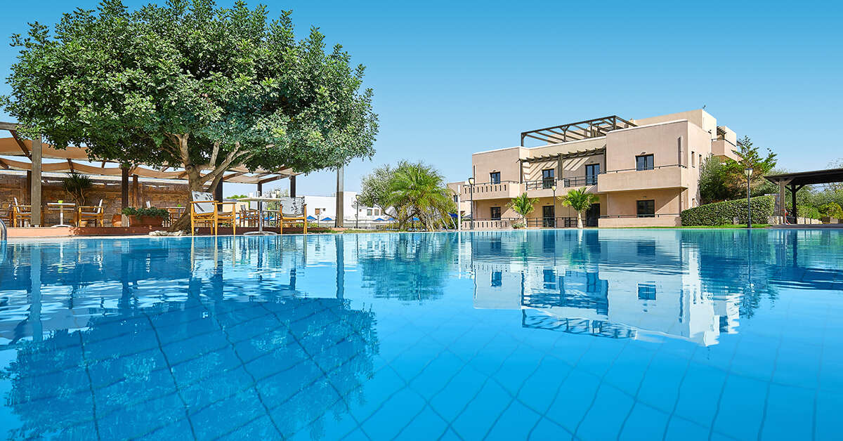 Een foto van het zwembad bij Vasia Resort & Spa