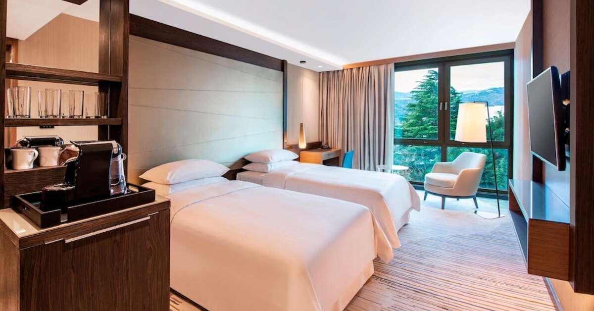 Een foto van Sheraton Grand Tbilisi Metechi Palace