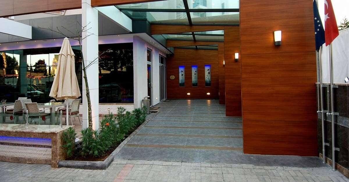 Een foto van de buitenkant van Time Beach Hotel