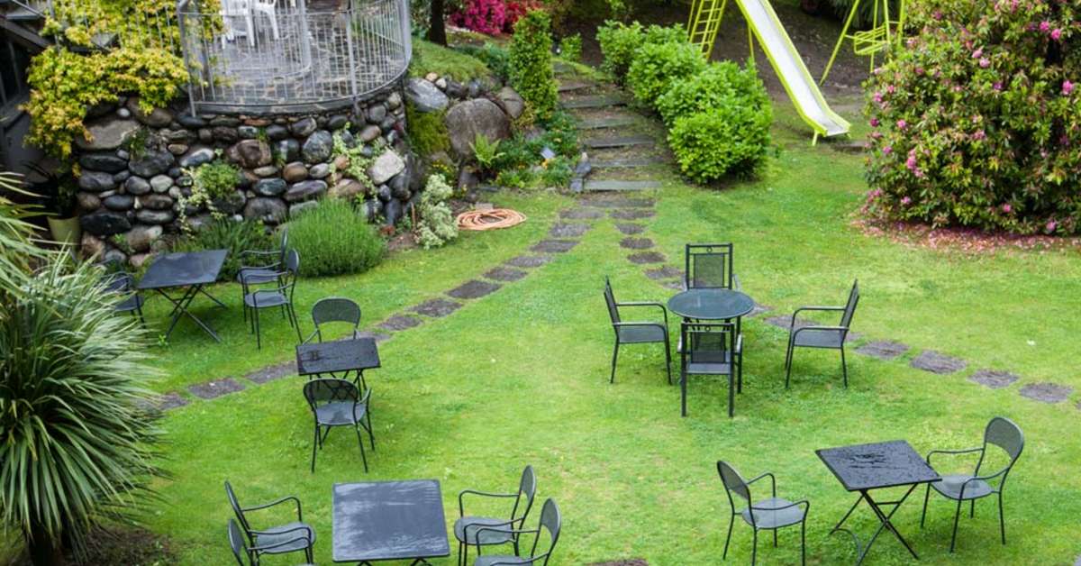 Een foto van het terras bij Hotel Il Chiostro