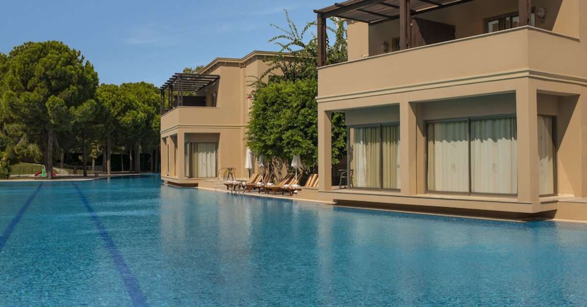 Een foto van het zwembad bij Spice Hotel & Spa