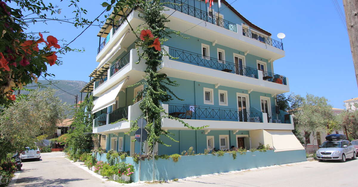 Een foto van de buitenkant van Vassiliki Bay