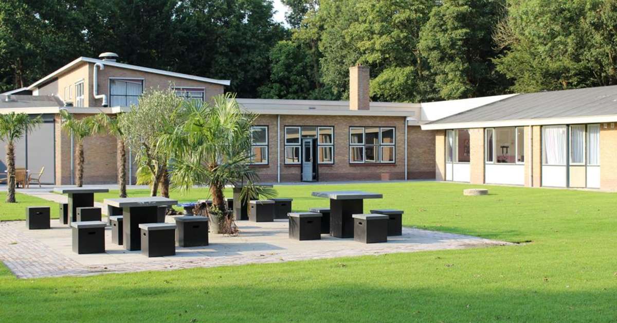 Een foto van het terras bij Hotel de Elderschans