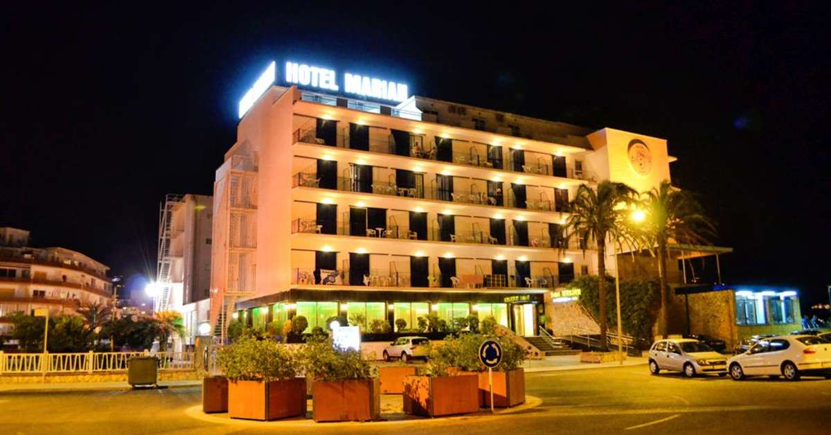 Een foto van de buitenkant van Hotel Marian Platja