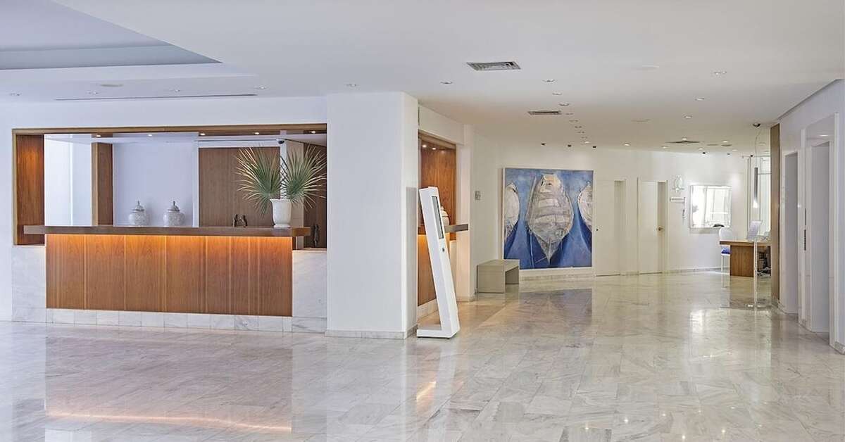 Een foto van Grecian Sands Hotel