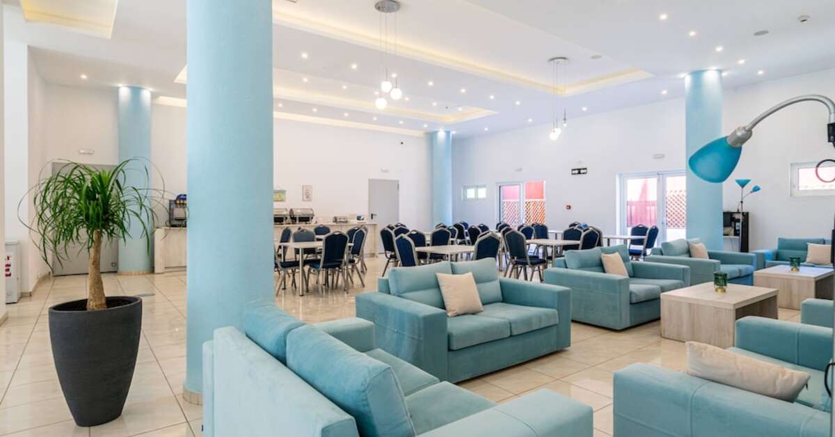 Een foto van het interieur van Santa Maria City Hotel