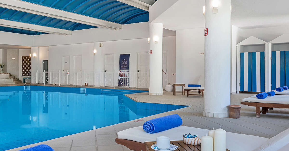 Een foto van het zwembad bij Anissa Beach & Village Hotel