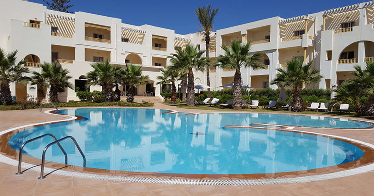 Een foto van het zwembad bij Delfino Beach Resort & Spa
