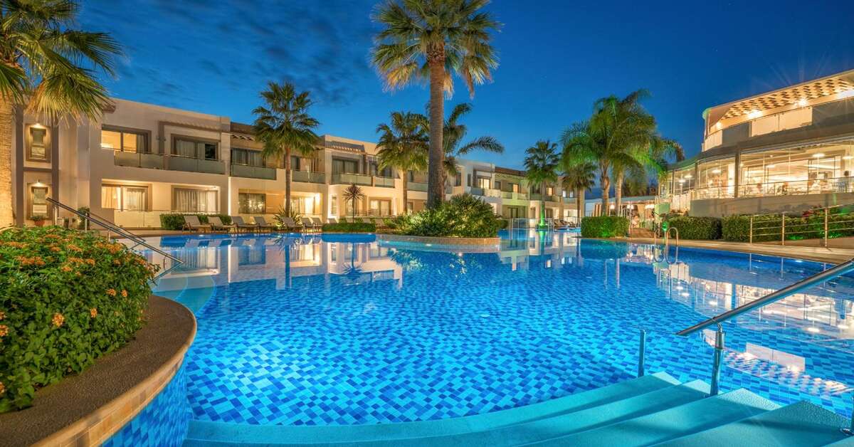 Een foto van het zwembad bij Lesante Classic Luxury Hotel & Spa