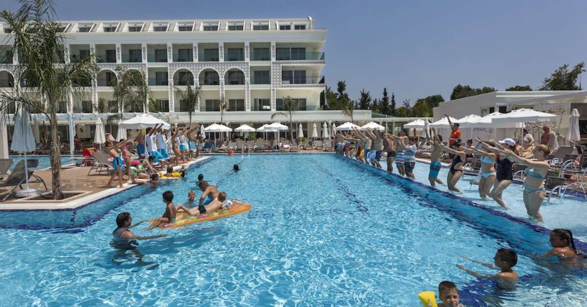 Een foto van het zwembad bij Karmir Resort & Spa