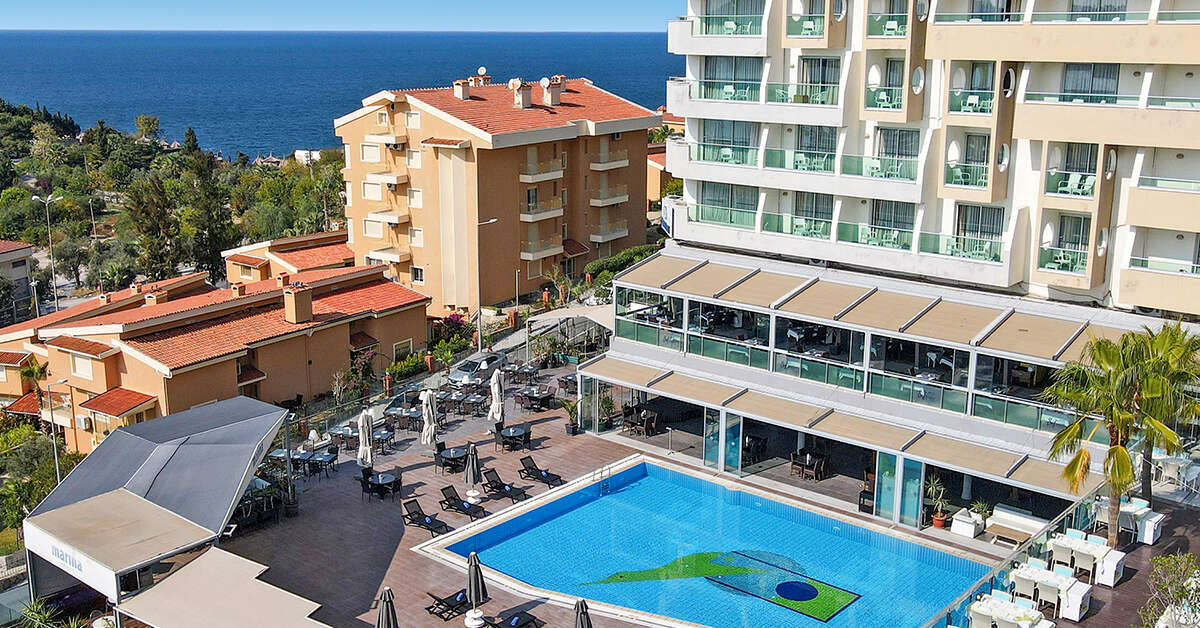 Een foto van het zwembad bij Elite World Kusadasi