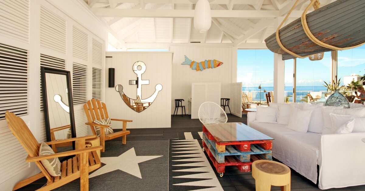 Een foto van het interieur van Marina Bayview
